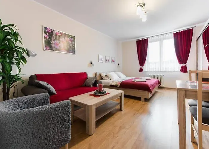 Old Town Bednarska Apartment